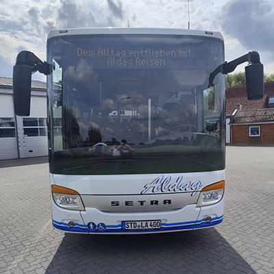 STD LA 400 / Transfer/ Shuttle Bus mit Rollstuhlplatz